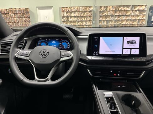 New 2026 Volkswagen Atlas Cross Sport SE AWD/4WD image 33