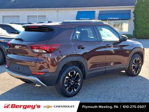Certified 2023 Chevrolet TrailBlazer LT w/ Convenience Package FWD image 8