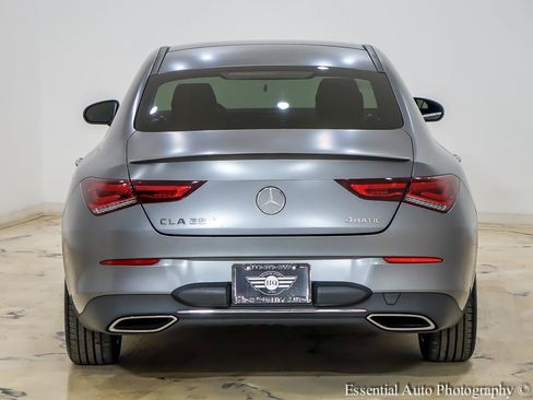 Used 2022 Mercedes-Benz CLA 250 4MATIC w/ Premium Package image 7