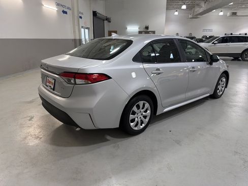 Used 2026 Toyota Corolla LE FWD image 8