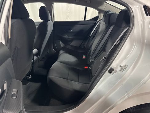 Used 2025 Nissan Sentra S FWD image 5