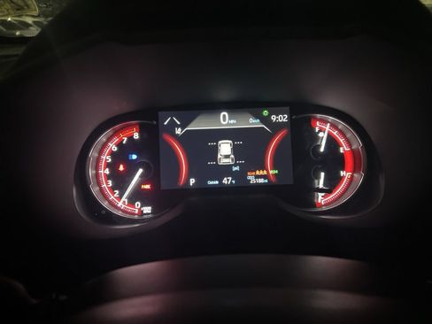 Used 2025 Toyota RAV4 XLE AWD/4WD image 19