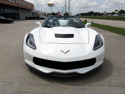 Used 2019 Chevrolet Corvette Grand Sport RWD image 2