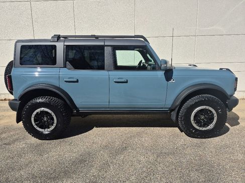 Certified 2023 Ford Bronco Outer Banks w/ Sasquatch Package AWD/4WD image 3