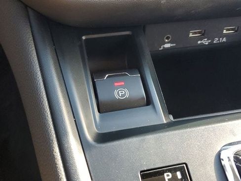 Certified 2021 Subaru Outback 2.5i image 31