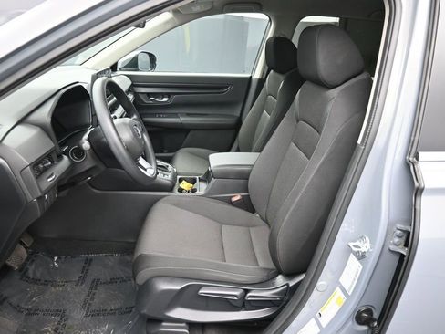 Used 2025 Honda CR-V LX image 18