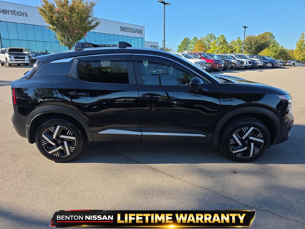 Used 2026 Nissan Kicks SV w/ SV Premium Package FWD image 12