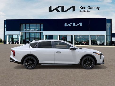 New 2025 Kia K4 GT-Line Turbo FWD image 7