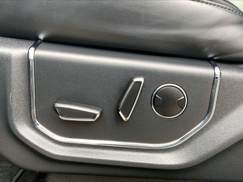 Used 2023 Ford Expedition Platinum AWD/4WD image 35