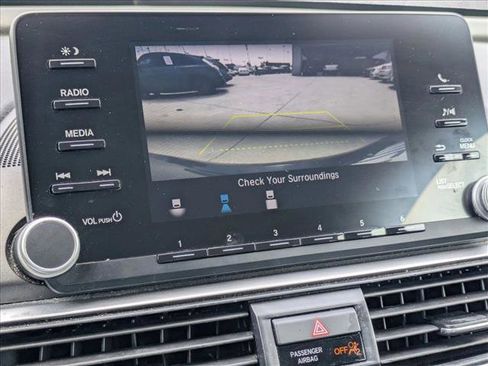 Used 2020 Honda Accord LX image 13