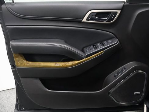 Used 2017 GMC Yukon Denali w/ Open Road Package image 12