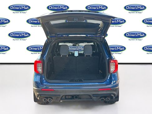 Used 2020 Ford Explorer ST w/ Premium Technology Package image 30