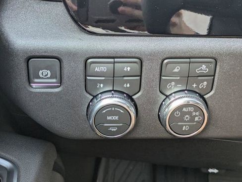 New 2026 GMC Sierra 1500 Elevation w/ Elevation Premium Package image 26