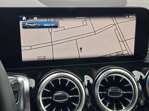 Certified 2025 Mercedes-Benz GLB 250 image 12