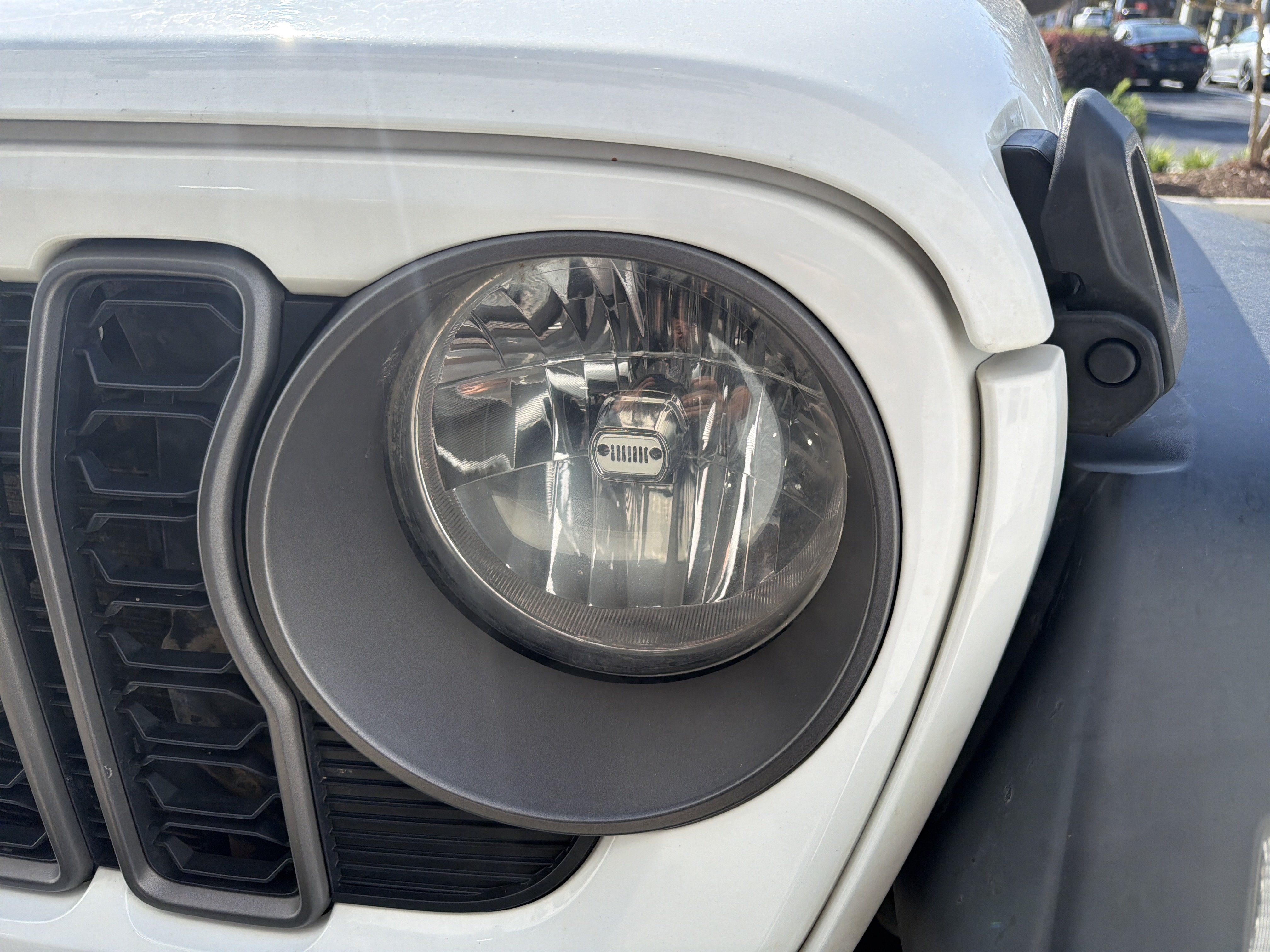 Used 2025 Jeep Gladiator Sport AWD/4WD image 5