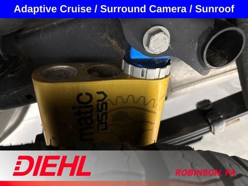 Used 2024 Chevrolet Colorado ZR2 w/ Technology Package AWD/4WD image 7