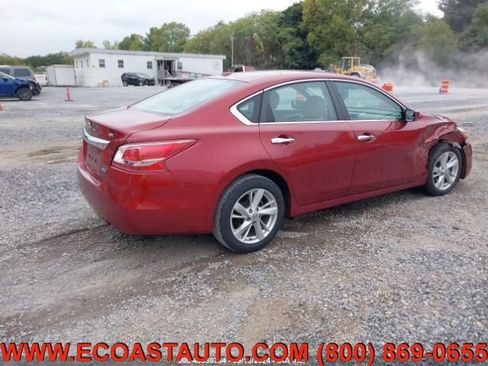 Used 2013 Nissan Altima 2.5 SV image 2