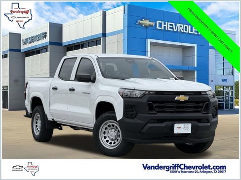 Used 2026 Chevrolet Colorado W/T RWD image 1