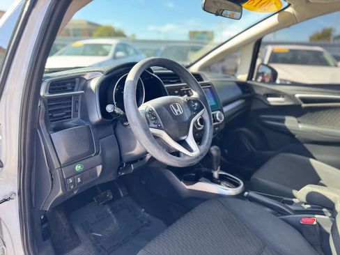 Used 2018 Honda Fit EX image 26