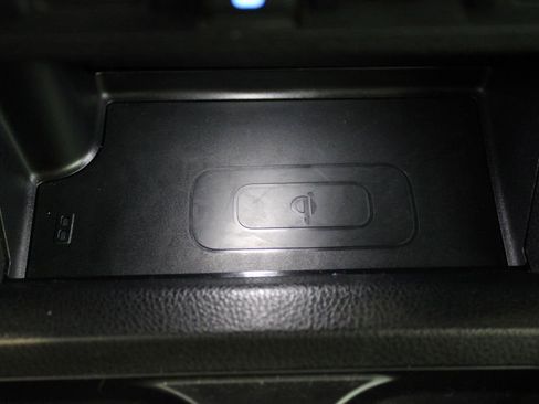 Used 2022 Toyota Tacoma TRD Off-Road image 21