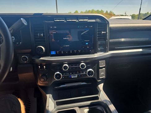 Used 2024 Ford F250 Lariat w/ Lariat Ultimate Package AWD/4WD image 20
