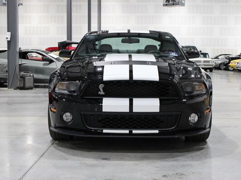 Used 2010 Ford Mustang Shelby GT500 image 27