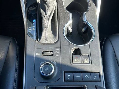 Used 2021 Toyota Highlander XSE AWD/4WD image 19