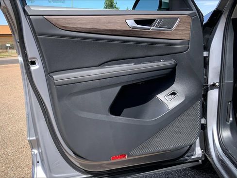 New 2026 Volkswagen Atlas SEL Premium R-Line AWD/4WD image 10