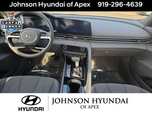 Certified 2023 Hyundai Elantra SEL w/ Convenience Package image 20