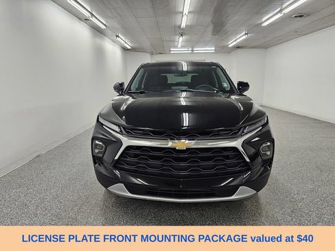 Used 2026 Chevrolet Blazer LT FWD image 2