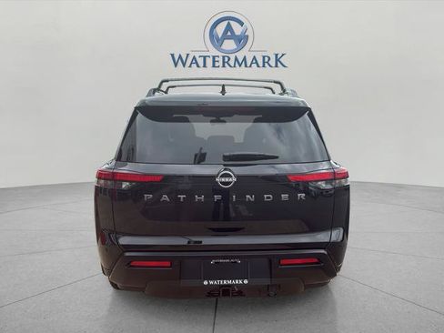 New 2026 Nissan Pathfinder SV w/ SV Premium Package FWD image 4