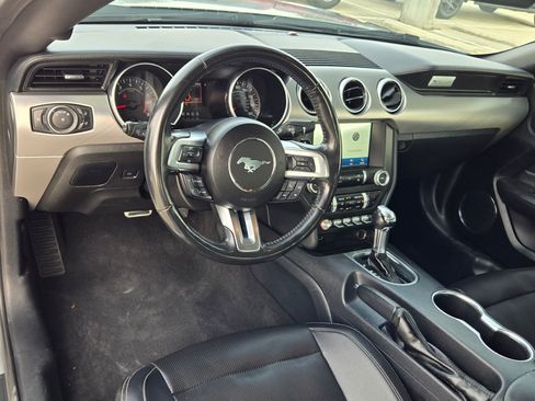 Used 2021 Ford Mustang Premium RWD image 10