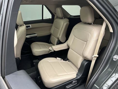 Certified 2023 Ford Explorer XLT w/ Equipment Group 202A AWD/4WD image 13