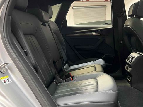 Used 2022 Audi Q5 2.0T Premium Plus AWD/4WD image 38