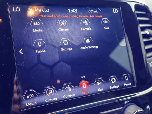 Used 2021 Jeep Grand Cherokee Laredo X image 5