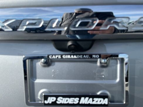 Used 2022 Ford Explorer Limited w/ Equipment Group 301A image 36