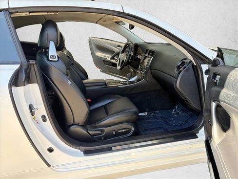 Used 2010 Lexus IS 350C RWD image 17