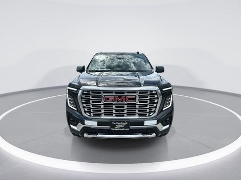 New 2026 GMC Yukon XL Denali w/ Denali Reserve Package image 3