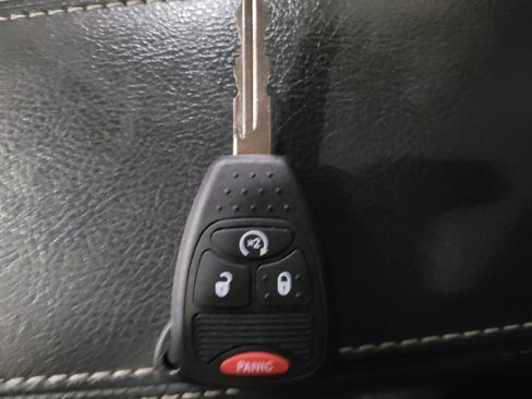 Used 2016 Jeep Compass High Altitude AWD/4WD image 32
