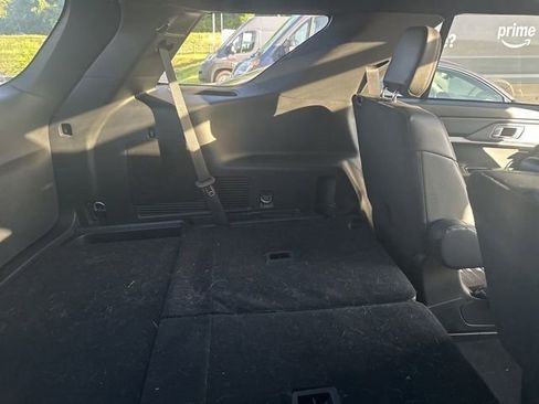 Used 2025 Ford Explorer ST-Line w/ Premium Package AWD/4WD image 8
