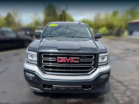 Used 2019 GMC Sierra 1500 Limited w/ Elevation Edition RWD image 2