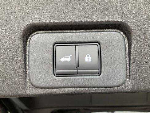 New 2026 Nissan Rogue SV image 6