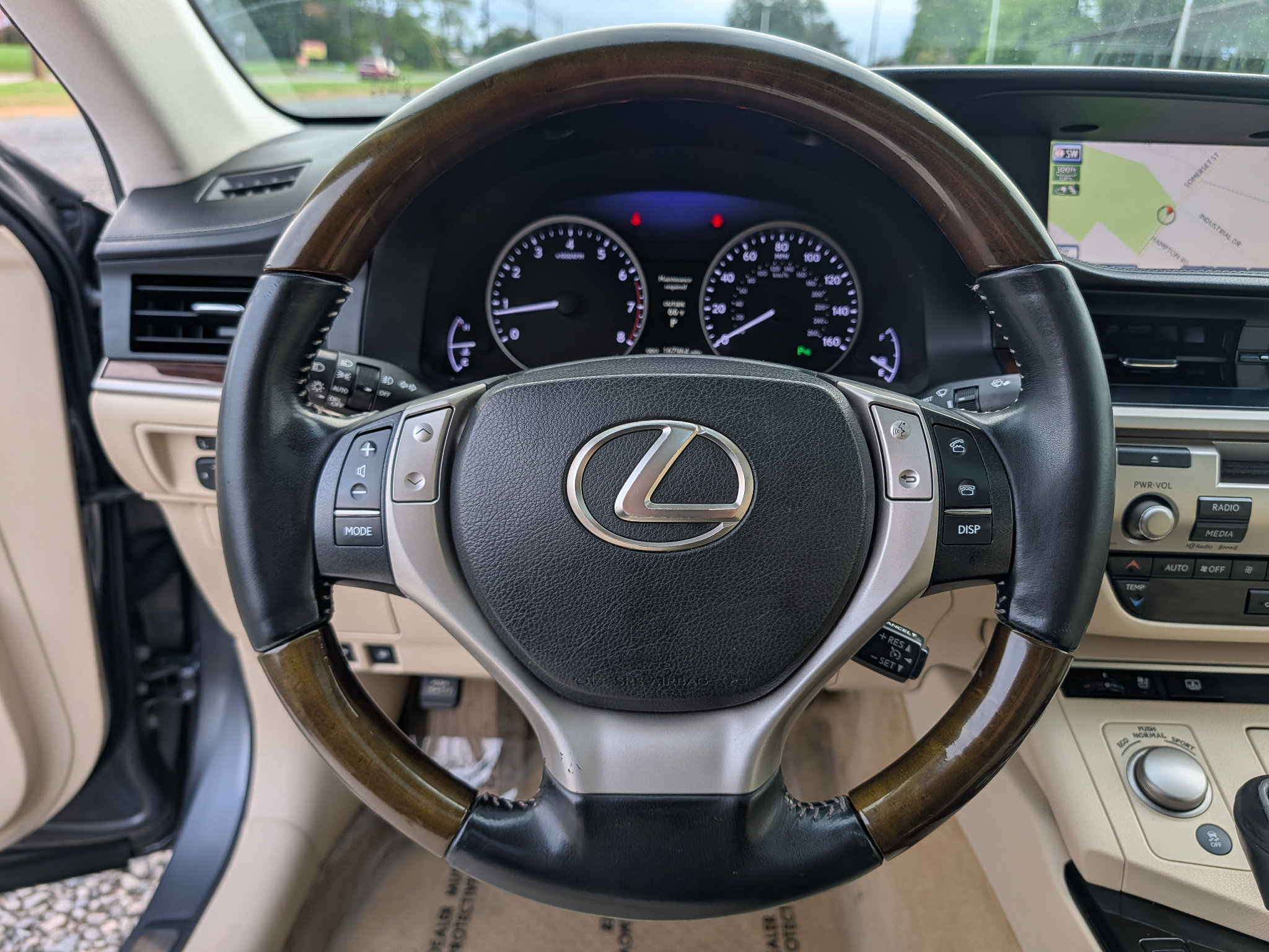 Used 2013 Lexus ES 350 w/ Luxury Pkg FWD image 22
