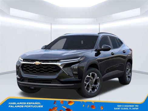 New 2026 Chevrolet Trax LT w/ Sunroof Package FWD image 8
