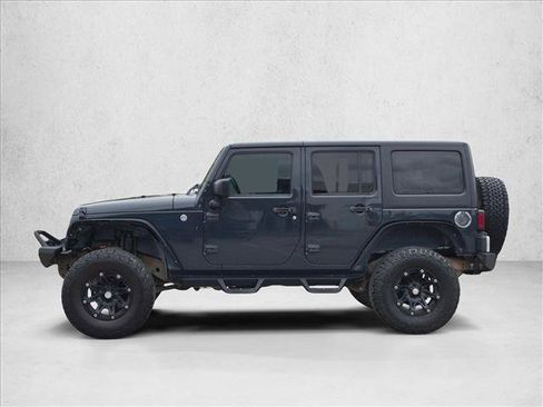 Used 2017 Jeep Wrangler Unlimited Sport w/ Max Tow Package AWD/4WD image 8