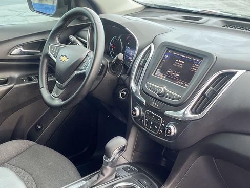 Used 2023 Chevrolet Equinox LT AWD/4WD image 16