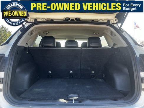 Used 2018 Jeep Compass Latitude w/ Popular Equipment Group image 13