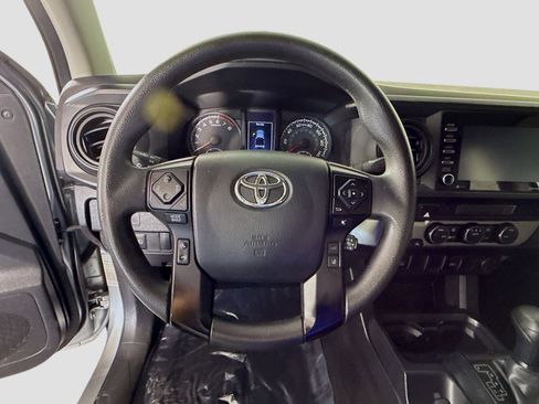 Used 2022 Toyota Tacoma SR AWD/4WD image 13