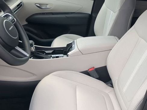 New 2026 Hyundai Tucson SEL FWD image 17