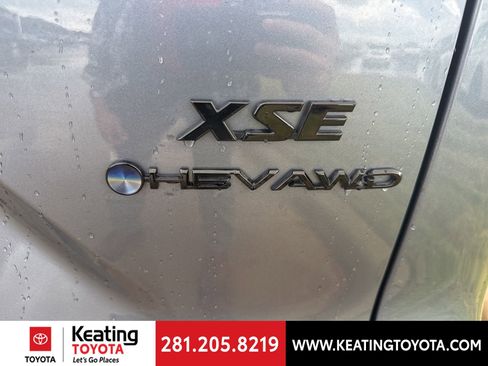 Used 2025 Toyota Corolla Cross AWD Hybrid w/ Convenience Package image 10